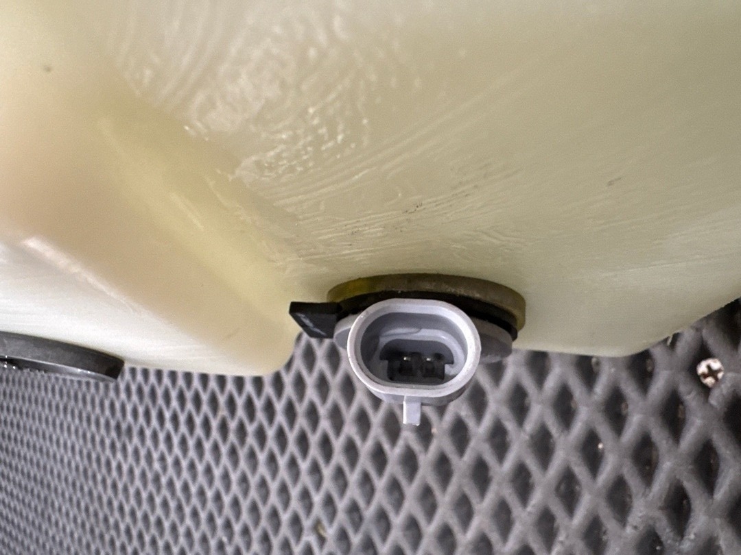 Бачок омывателя, 2110 рублей, Красноярск