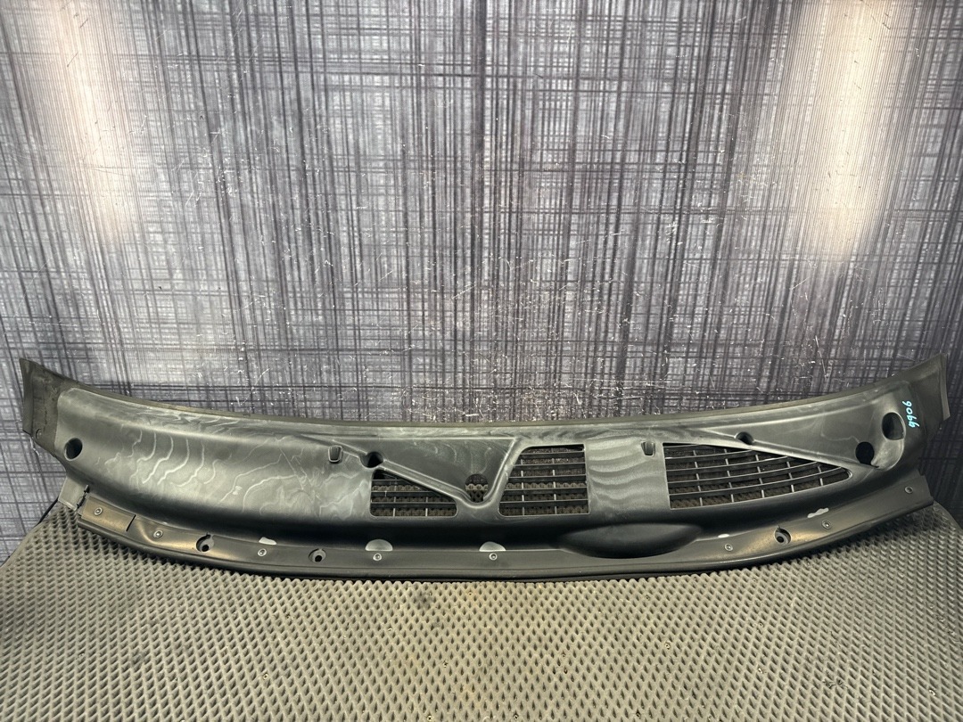 Решетка под лобовое стекло, 2360 рублей, Красноярск