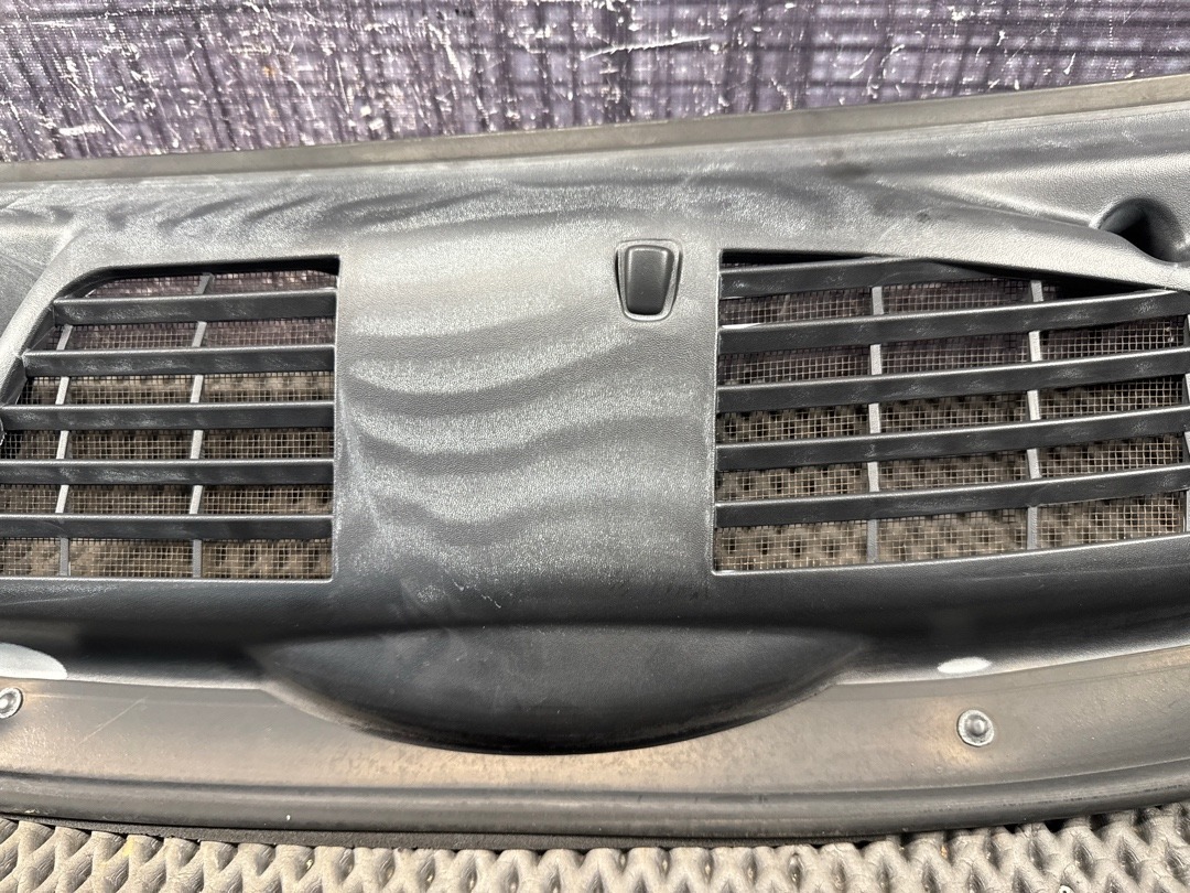 Решетка под лобовое стекло, 2360 рублей, Красноярск