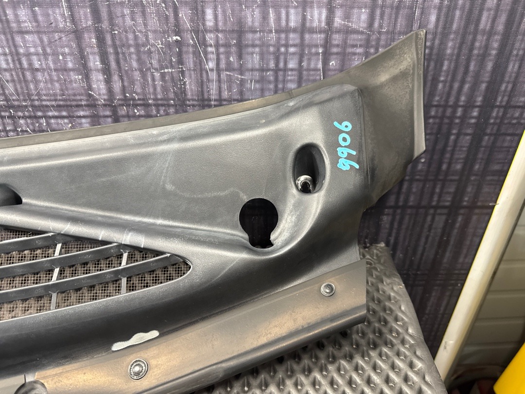 Решетка под лобовое стекло, 2360 рублей, Красноярск