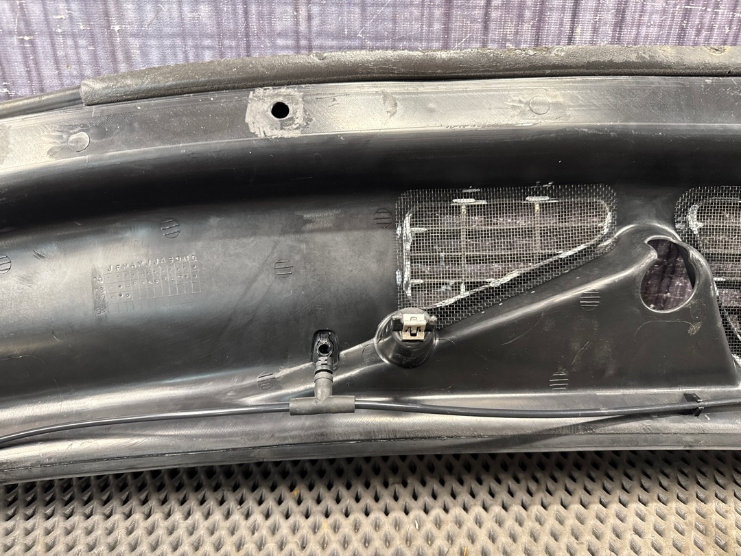 Решетка под лобовое стекло, 2360 рублей, Красноярск