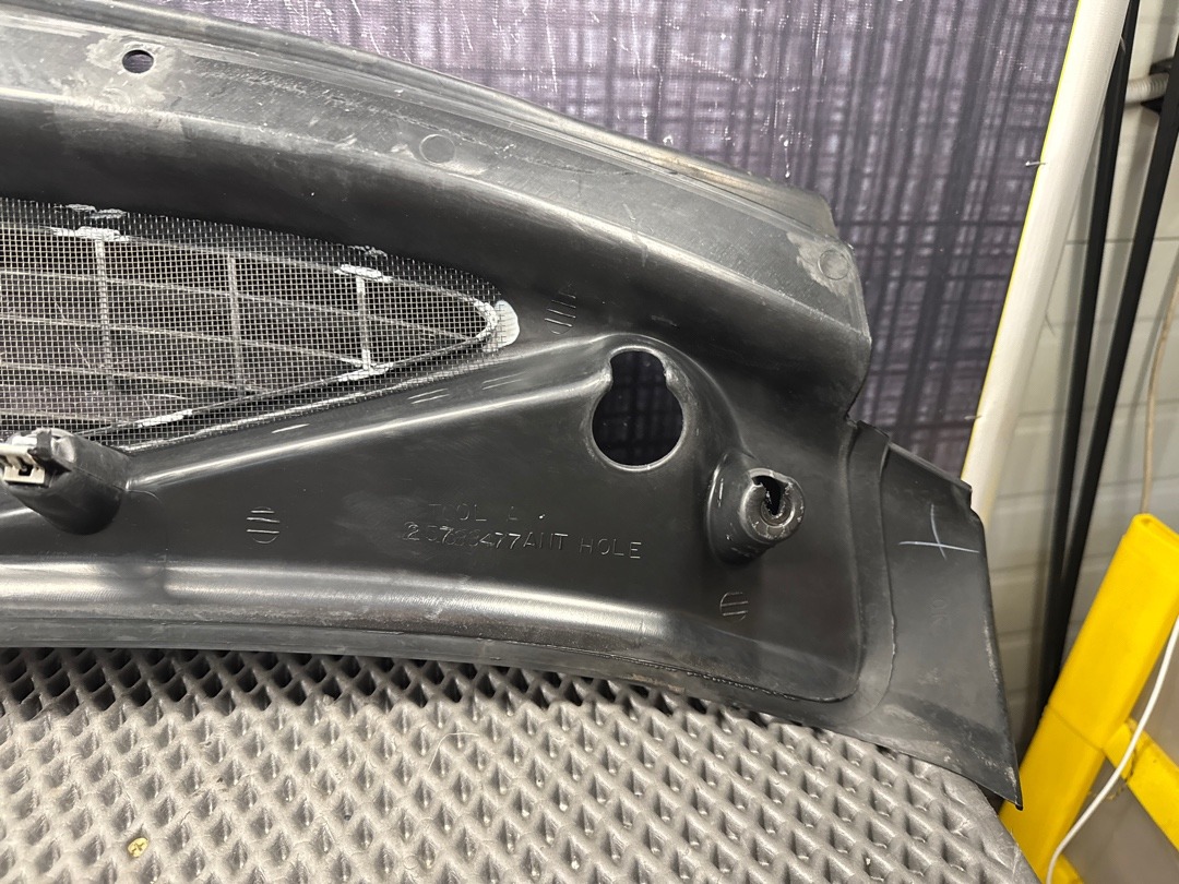 Решетка под лобовое стекло, 2360 рублей, Красноярск