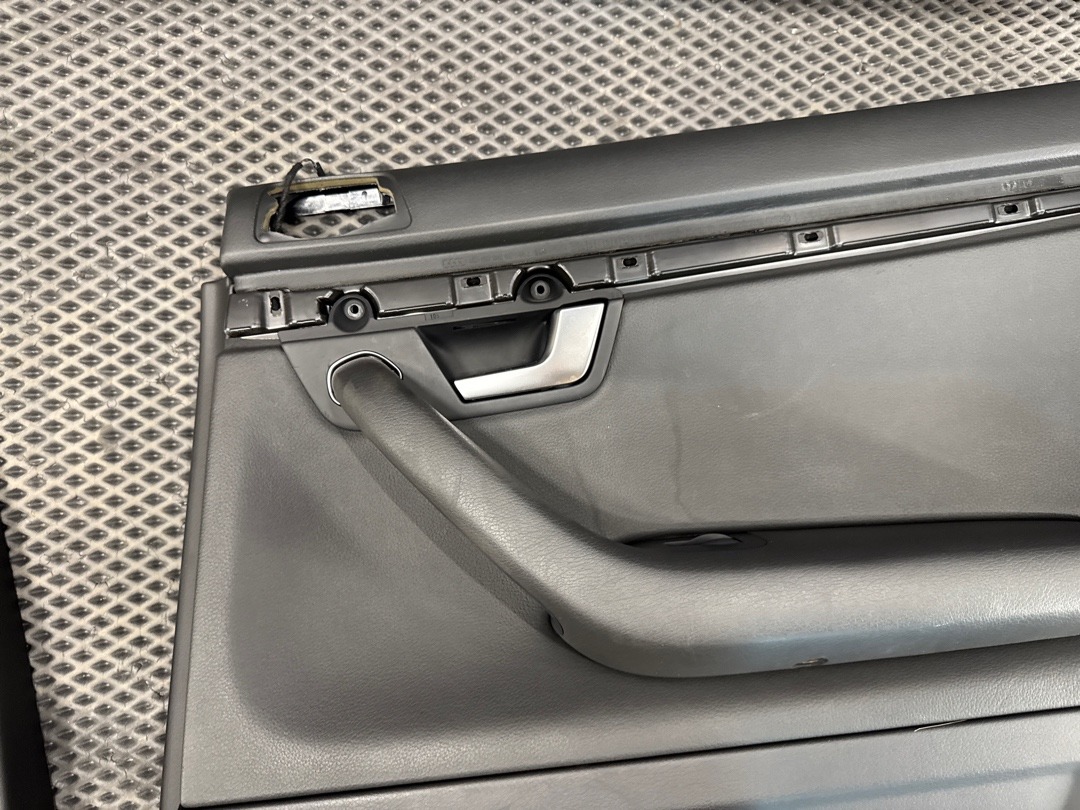 Комплект обшивок дверей, 7860 рублей, Красноярск