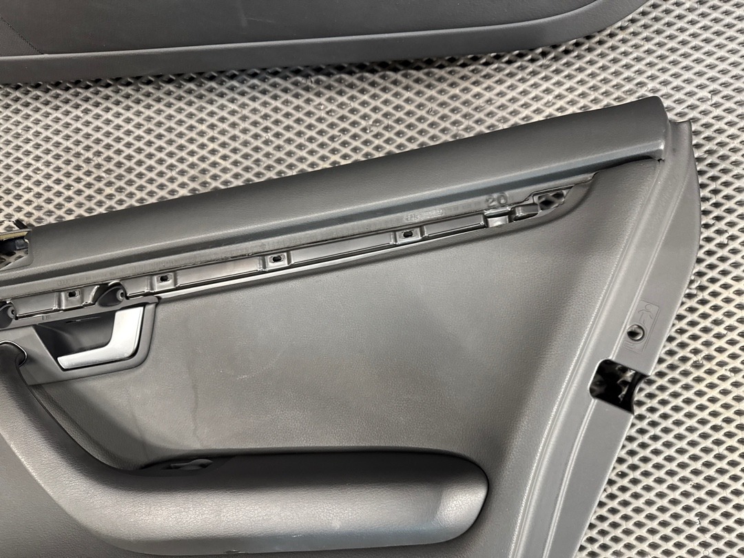 Комплект обшивок дверей, 7860 рублей, Красноярск