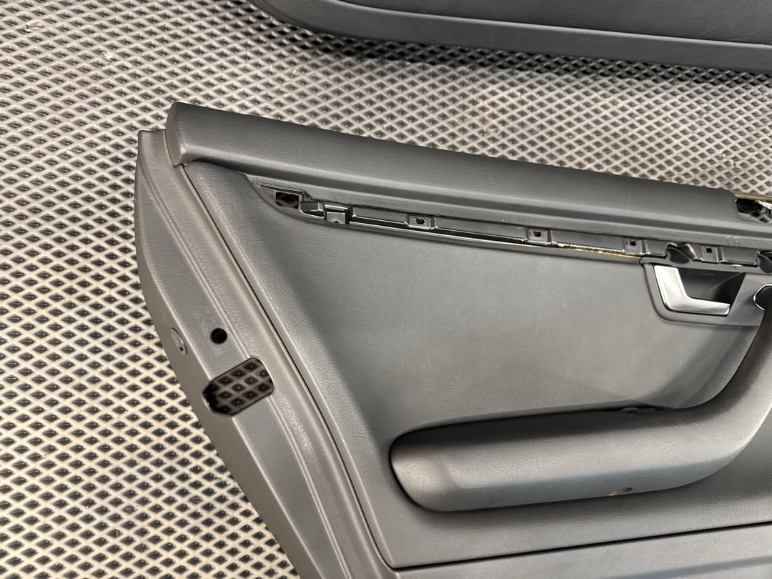 Комплект обшивок дверей, 7860 рублей, Красноярск