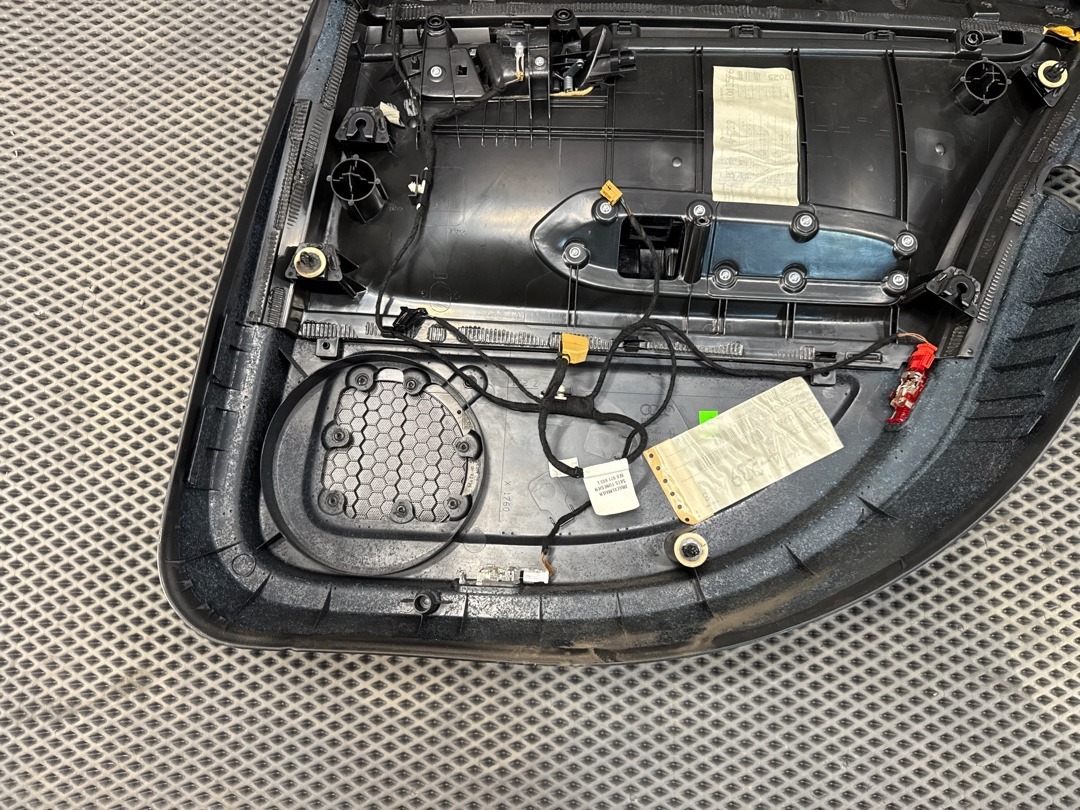 Комплект обшивок дверей, 7860 рублей, Красноярск