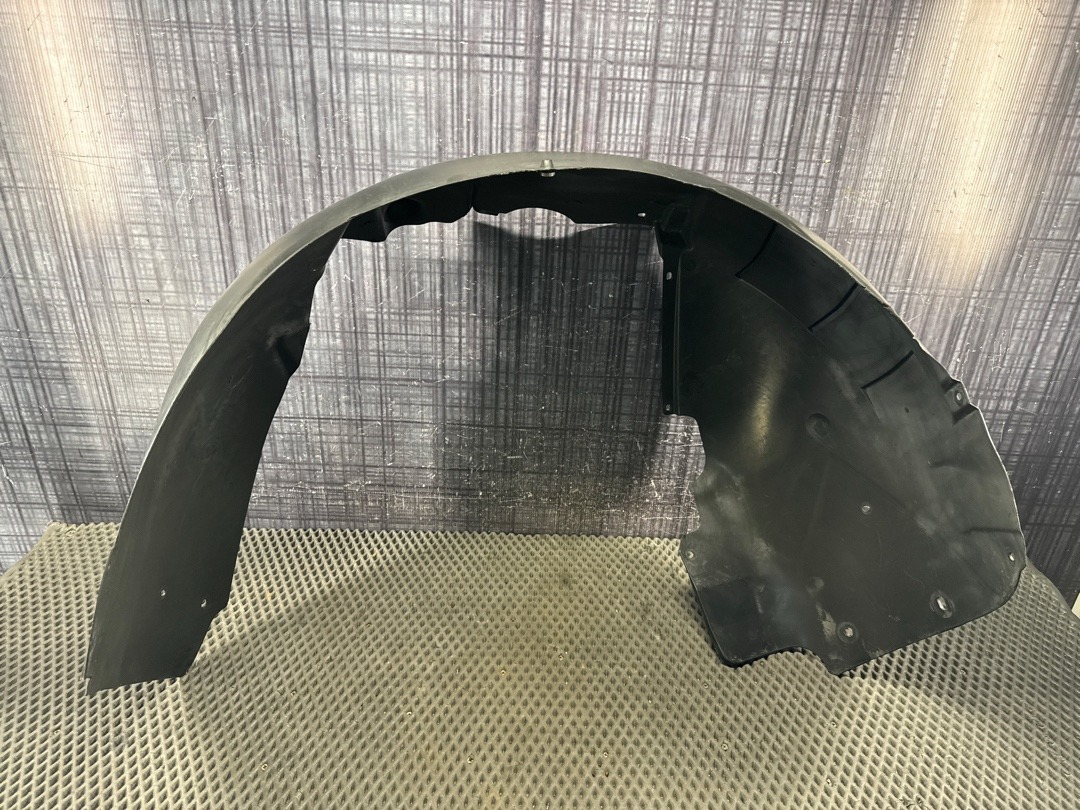 Подкрылок, 3770 рублей, Красноярск