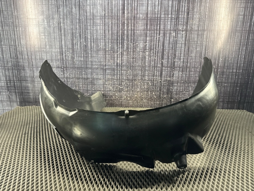 Подкрылок, 3770 рублей, Красноярск