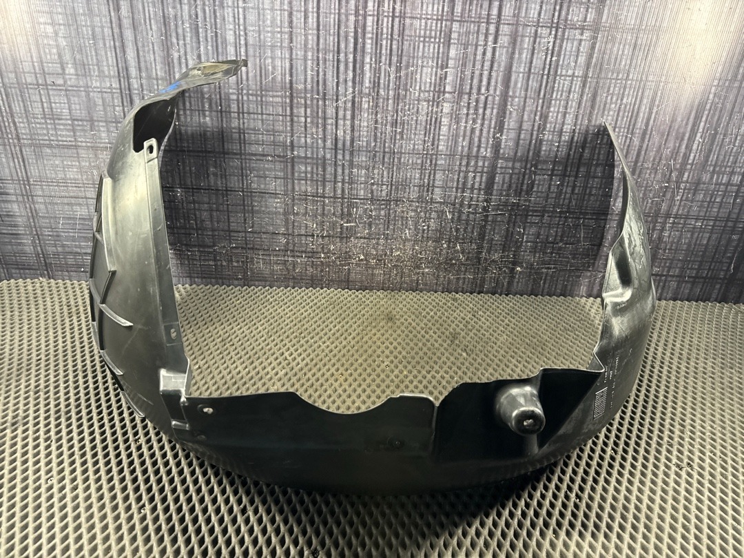 Подкрылок, 3770 рублей, Красноярск