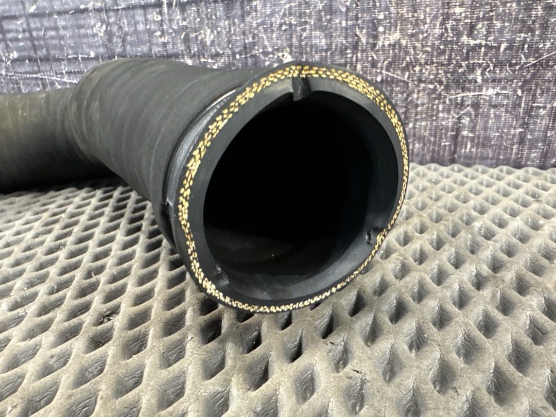 Патрубок интеркуллера, 810 рублей, Красноярск