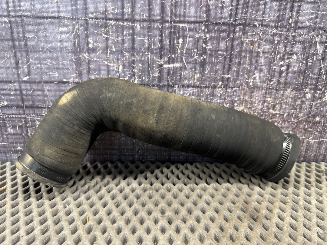 Патрубок интеркуллера, 810 рублей, Красноярск