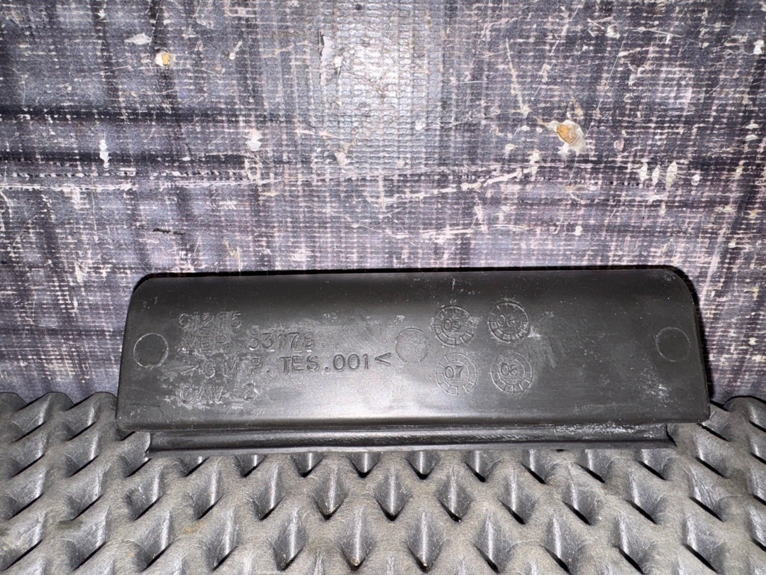 Вставка для вещевого ящика, 580 рублей, Красноярск