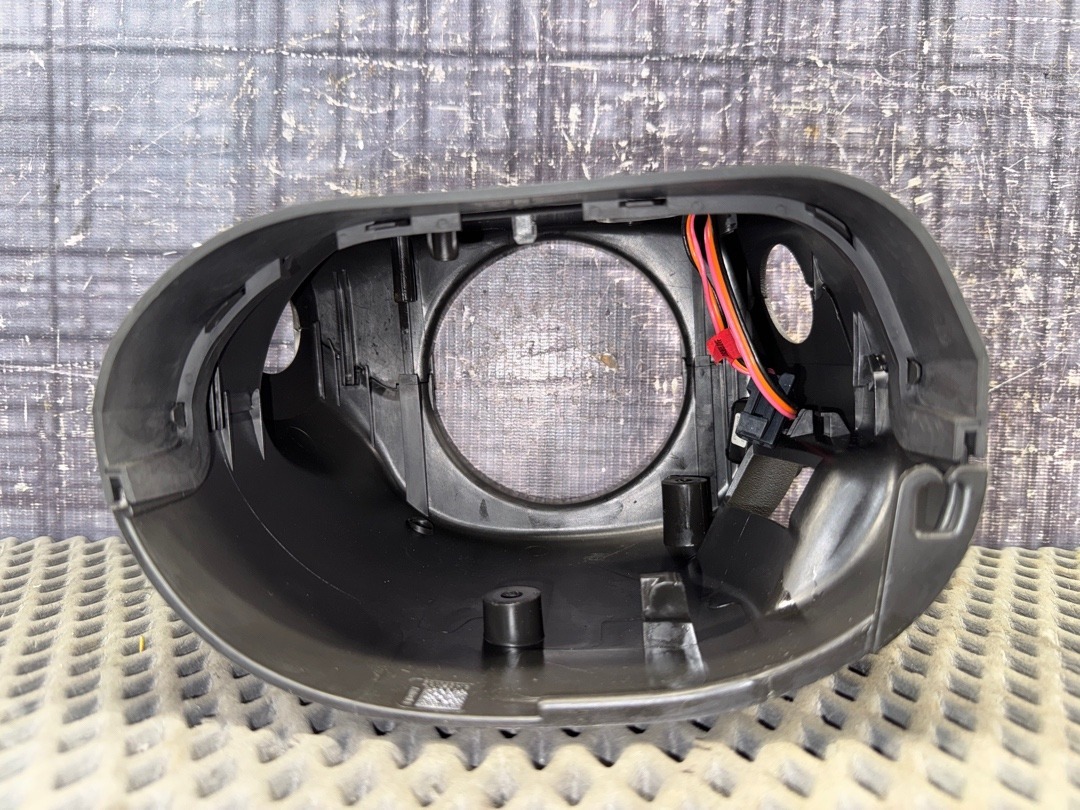 Кожух рулевой колонки, 1360 рублей, Красноярск