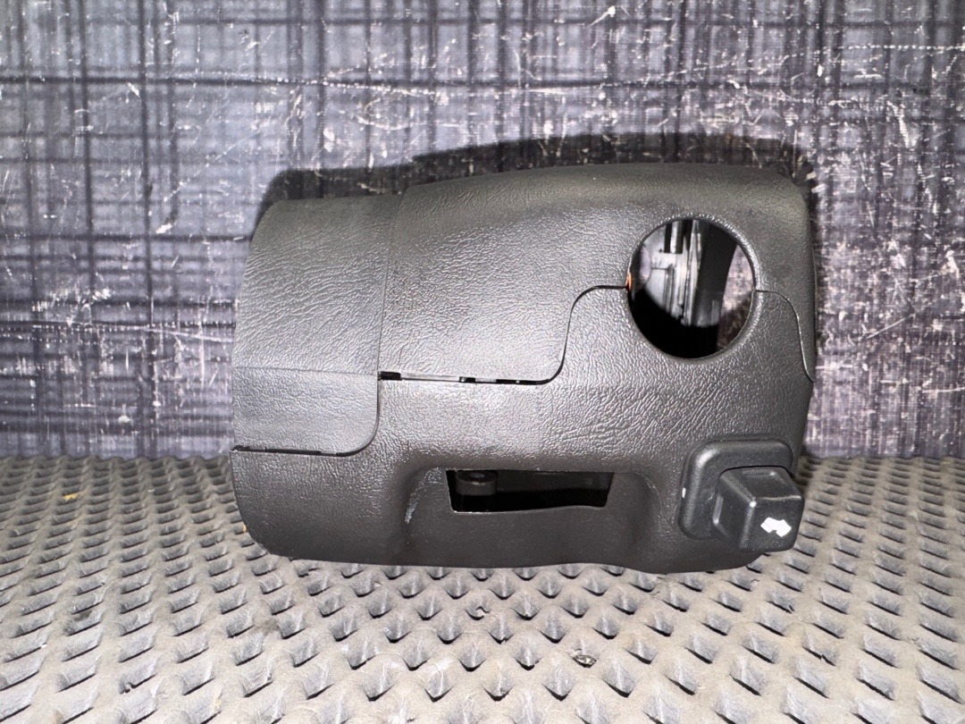 Кожух рулевой колонки, 1360 рублей, Красноярск