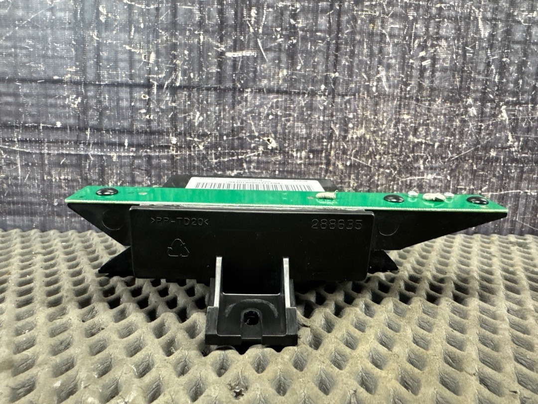 Блок управления центральным замком, 1720 рублей, Красноярск