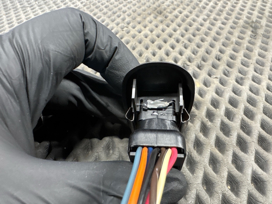 Кнопка регулировки зеркал, 1820 рублей, Красноярск