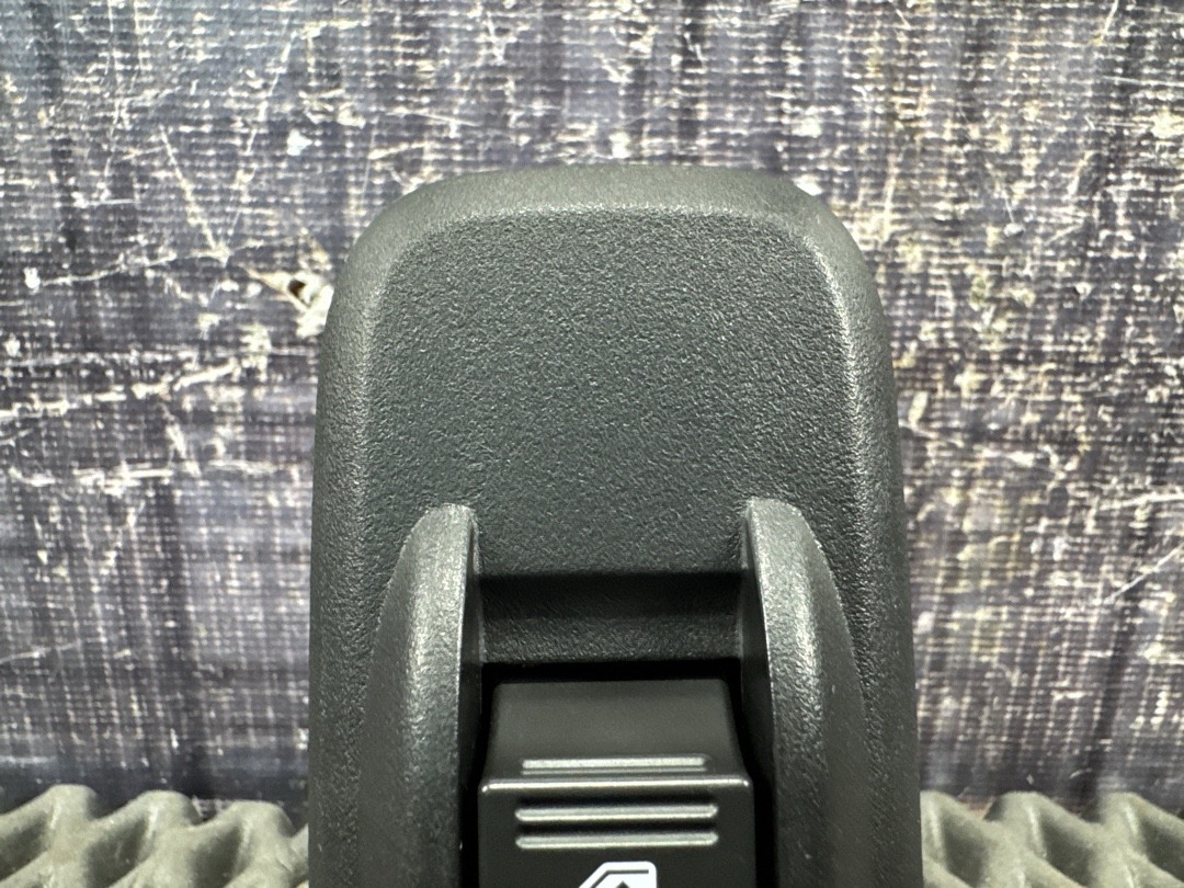 Кнопка стеклоподъемника, 580 рублей, Красноярск