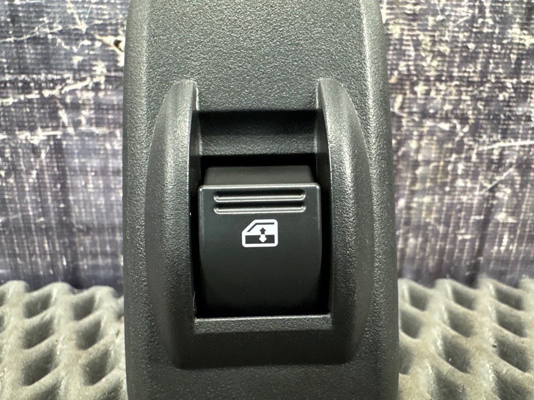 Кнопка стеклоподъемника, 580 рублей, Красноярск