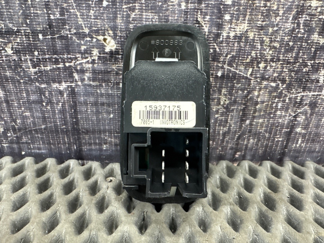 Кнопка стеклоподъемника, 580 рублей, Красноярск