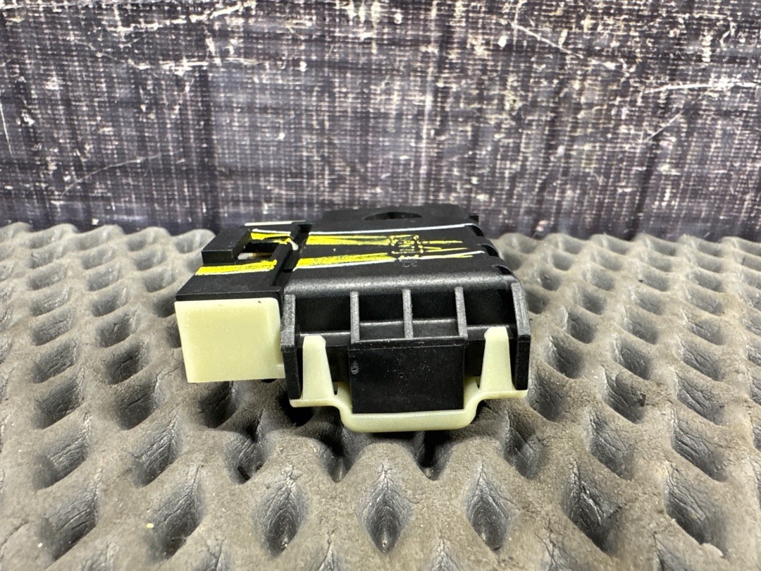 Концевик педали тормоза, 1980 рублей, Красноярск