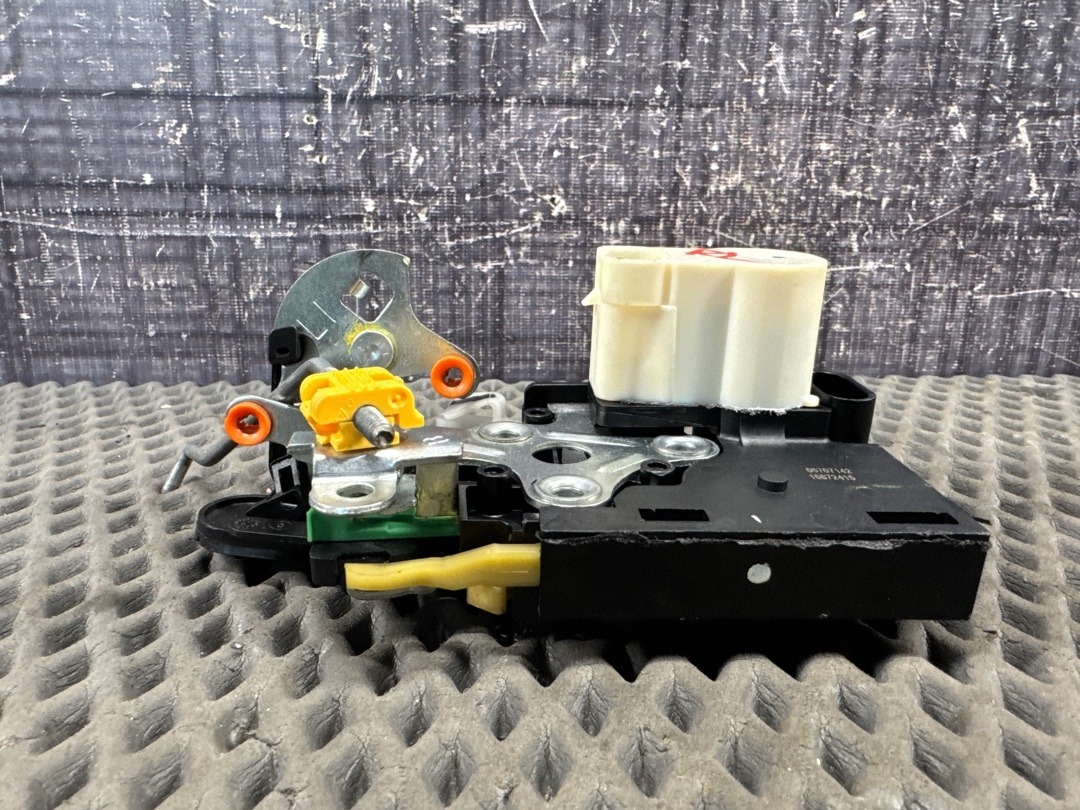 Замок двери, 3040 рублей, Красноярск