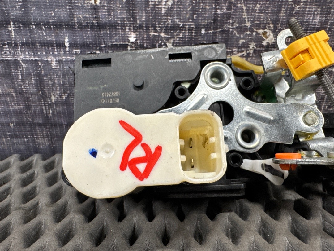 Замок двери, 3040 рублей, Красноярск