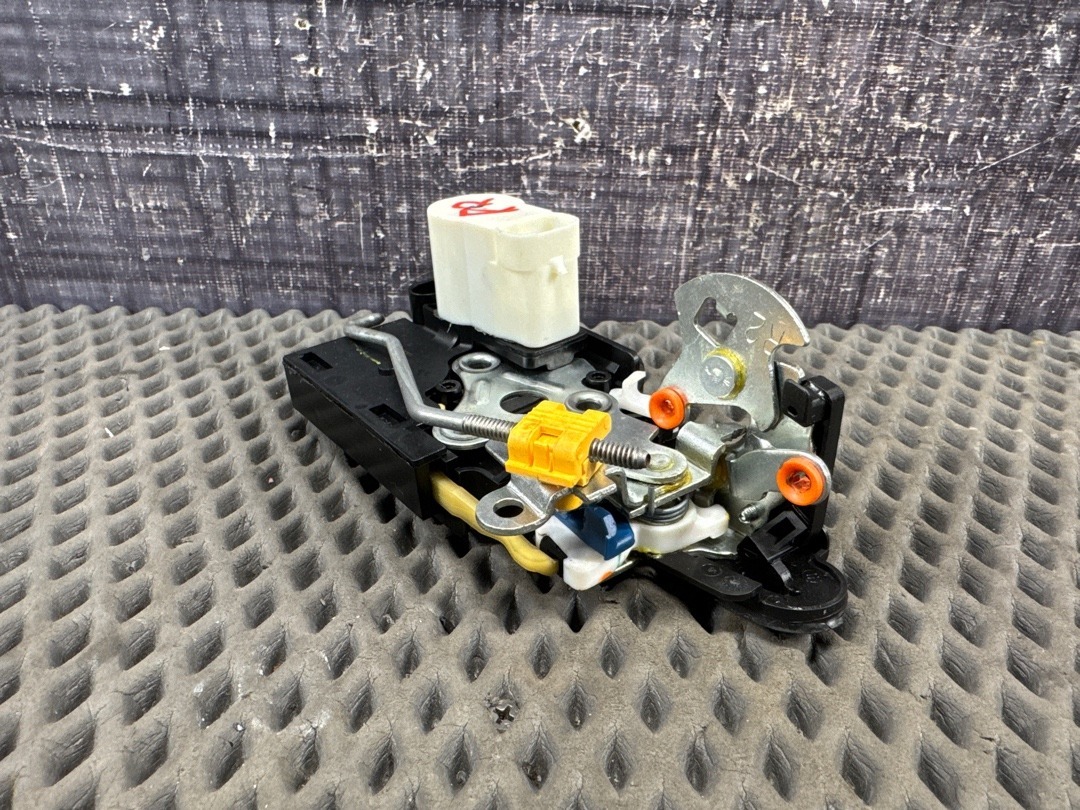 Замок двери, 3040 рублей, Красноярск