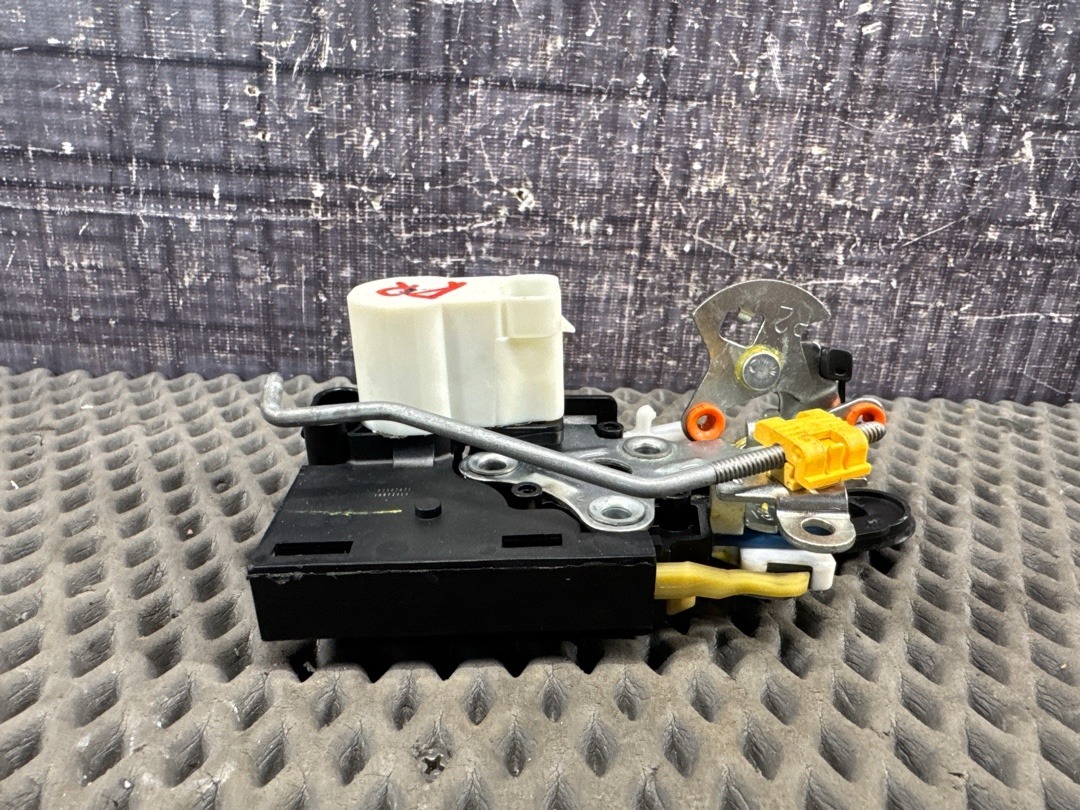 Замок двери, 3040 рублей, Красноярск