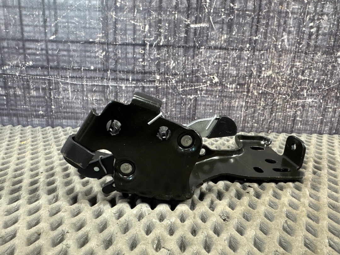 Замок багажника, 1420 рублей, Красноярск