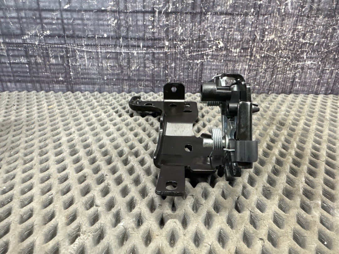 Замок багажника, 1420 рублей, Красноярск