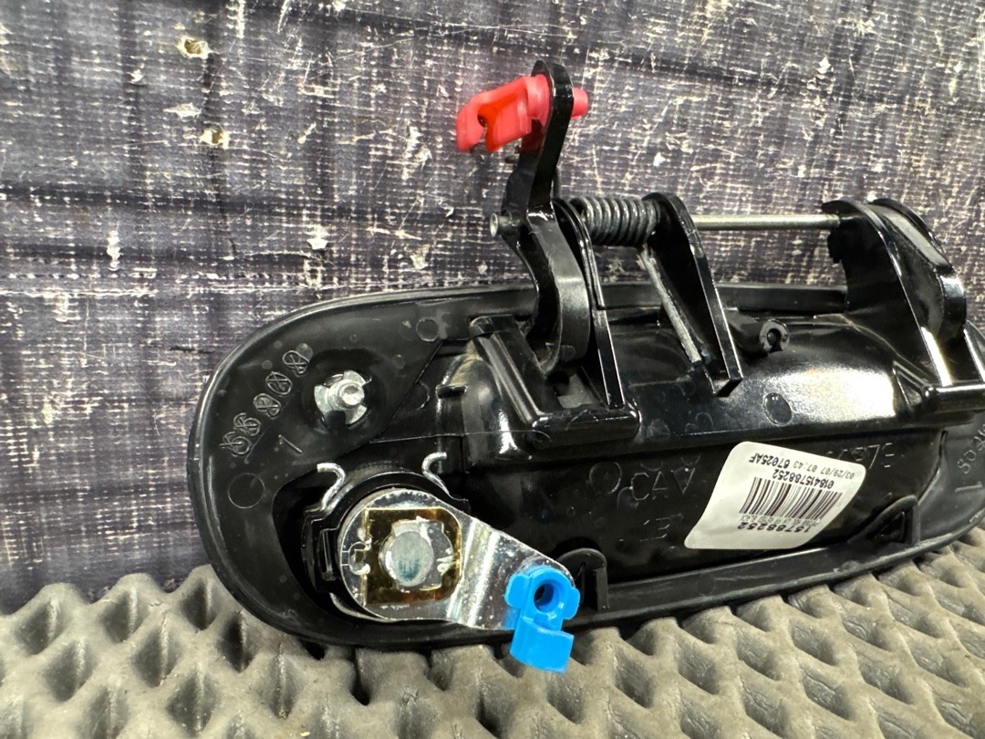 Ручка двери внешняя, 1440 рублей, Красноярск