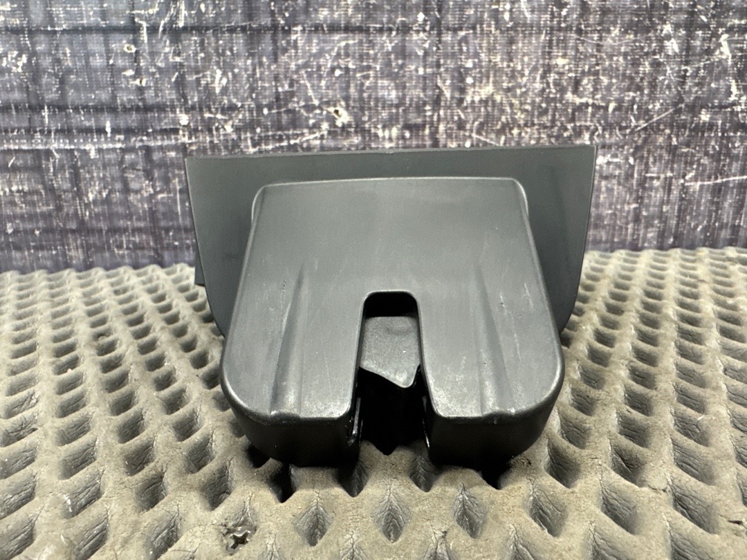 Замок крышки багажника, 3720 рублей, Красноярск