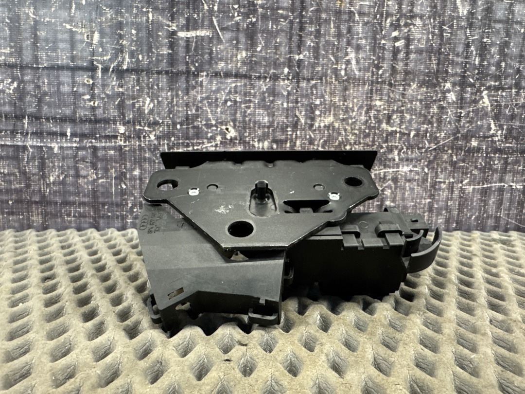 Замок крышки багажника, 3720 рублей, Красноярск