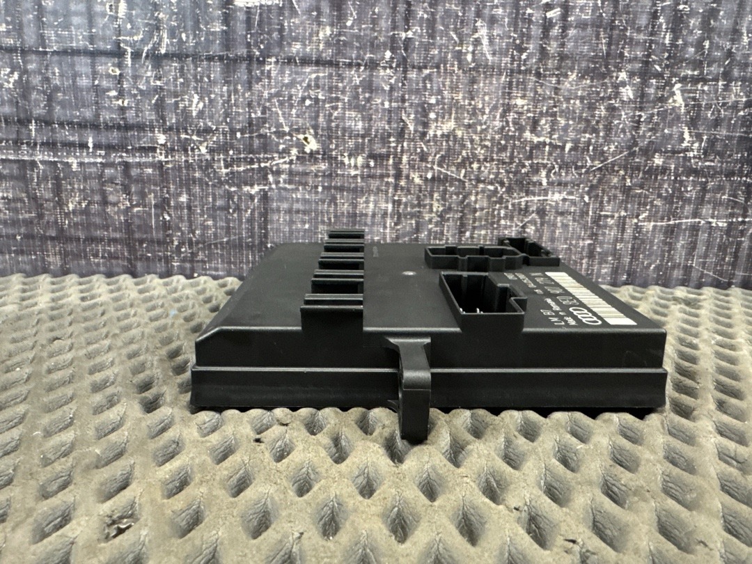 Блок управления бортовой сети, 2730 рублей, Красноярск