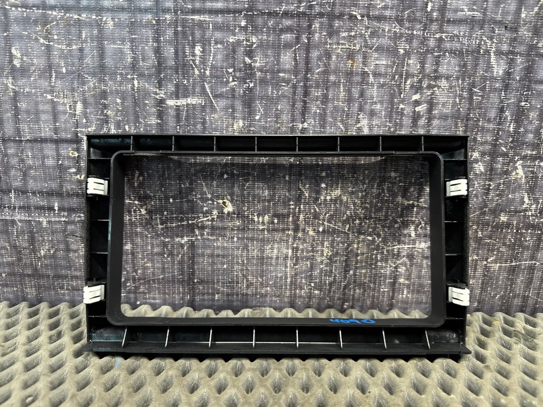 Рамка под магнитофон, 1060 рублей, Красноярск