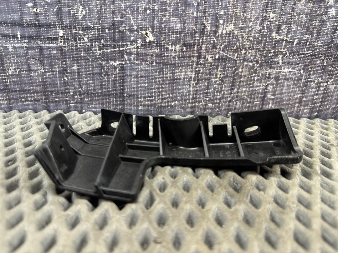 Крепление бампера, 1210 рублей, Красноярск