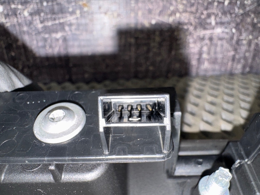 Кнопка открывания багажника, 3930 рублей, Красноярск