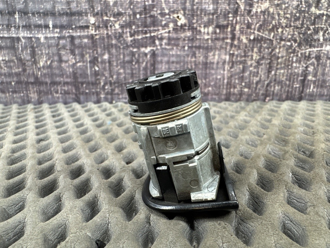 Личинка замка двери, 1630 рублей, Красноярск