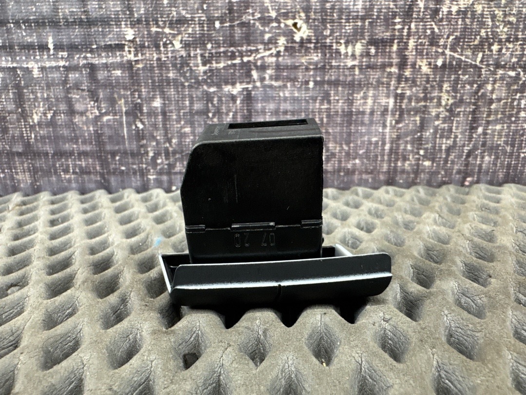 Кнопка центрального замка, 620 рублей, Красноярск