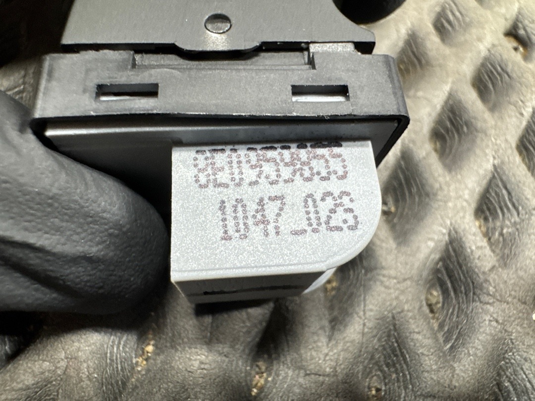 Кнопка стеклоподъемника, 570 рублей, Красноярск