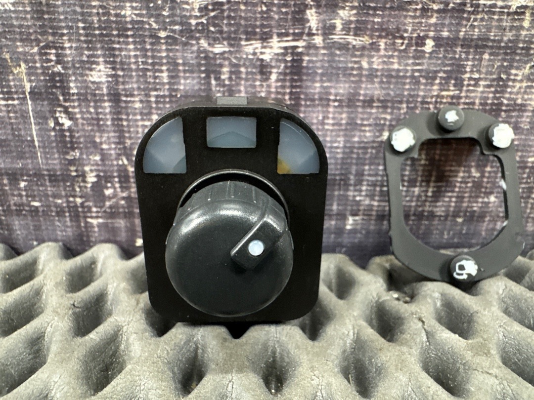 Кнопка регулировки зеркал, 1340 рублей, Красноярск