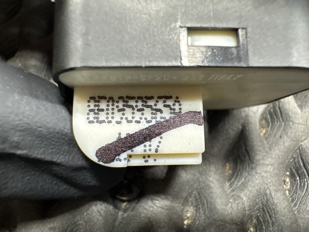 Кнопка регулировки зеркал, 1340 рублей, Красноярск