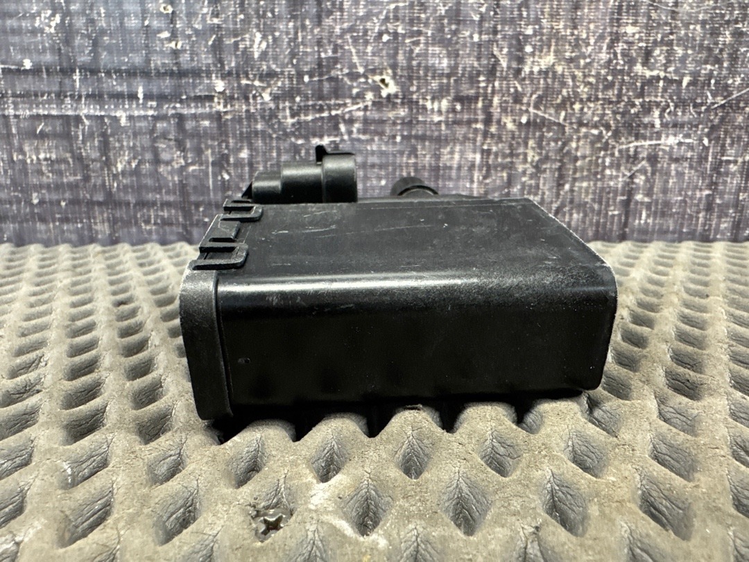 Клапан вентиляции топливного бака, 3610 рублей, Красноярск