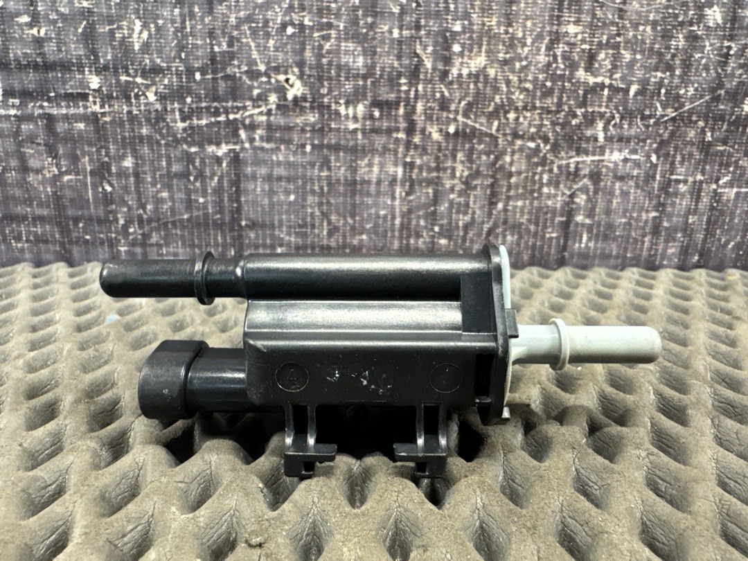 Клапан вентиляции топливного бака, 3920 рублей, Красноярск