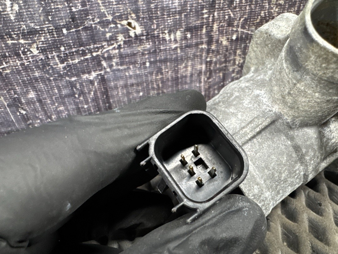 Клапан рециркуляции выхлопных газов, 12620 рублей, Красноярск