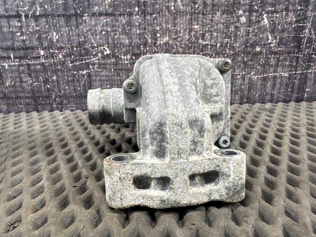 Клапан рециркуляции выхлопных газов, 12620 рублей, Красноярск