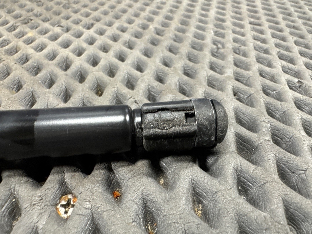 Амортизатор багажника, 2110 рублей, Красноярск