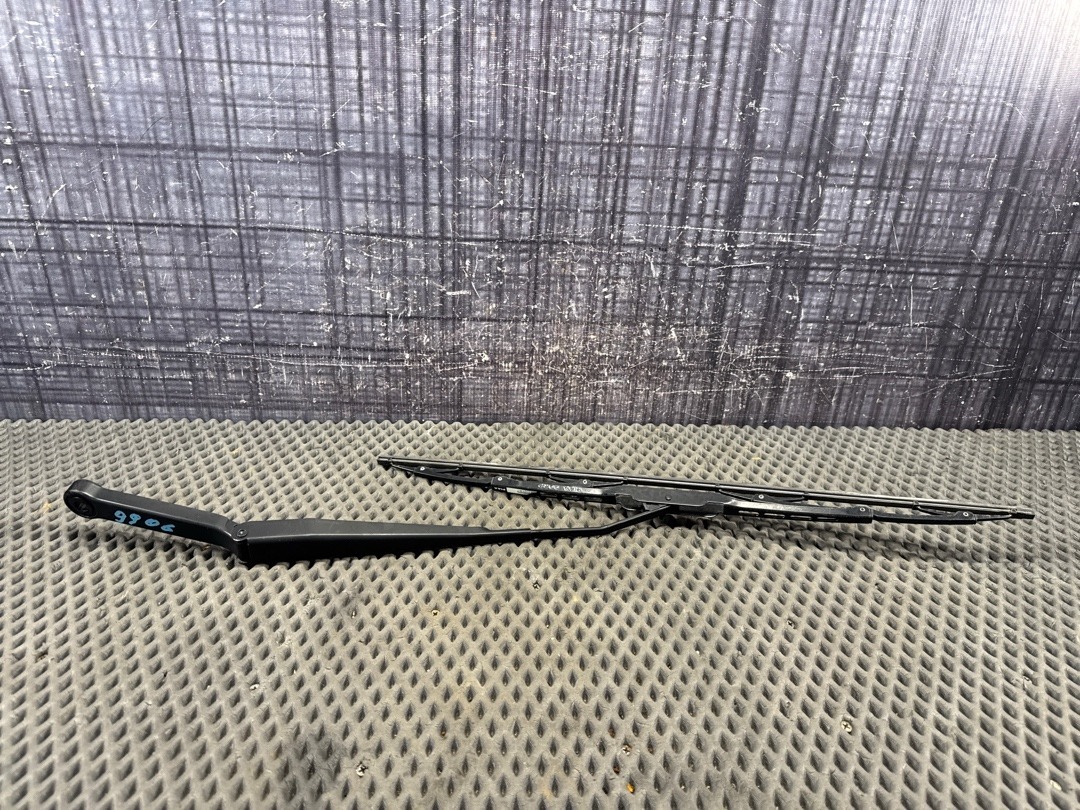 Дворник, 1330 рублей, Красноярск