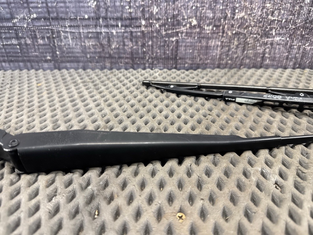 Дворник, 1330 рублей, Красноярск