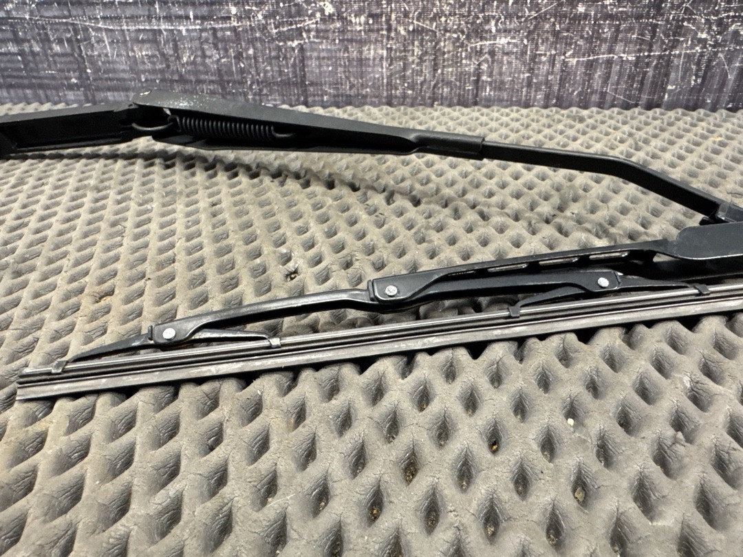 Дворник, 1330 рублей, Красноярск